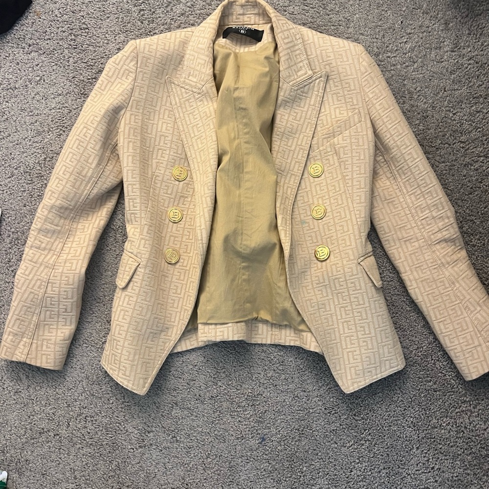Balmain Beige Patterned Blazer with Gold Buttons - Picture 2 of 4